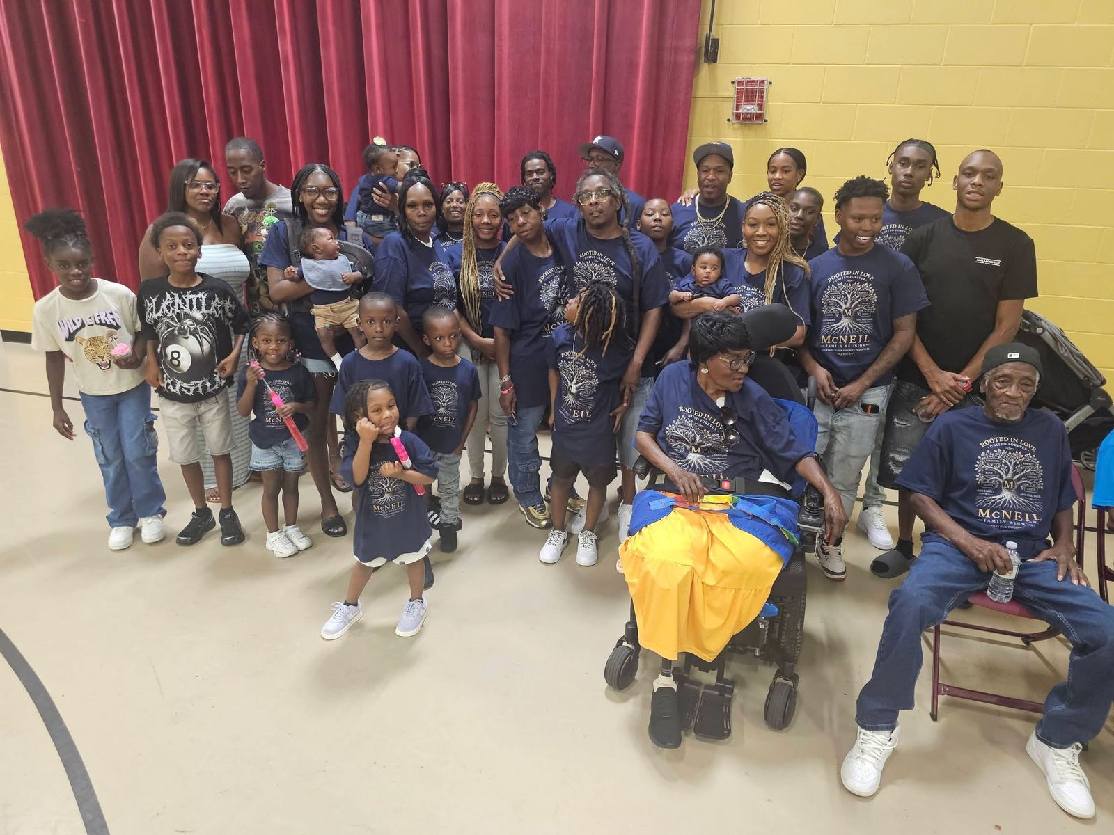 September Family Reunion 2026 group photo album cover
